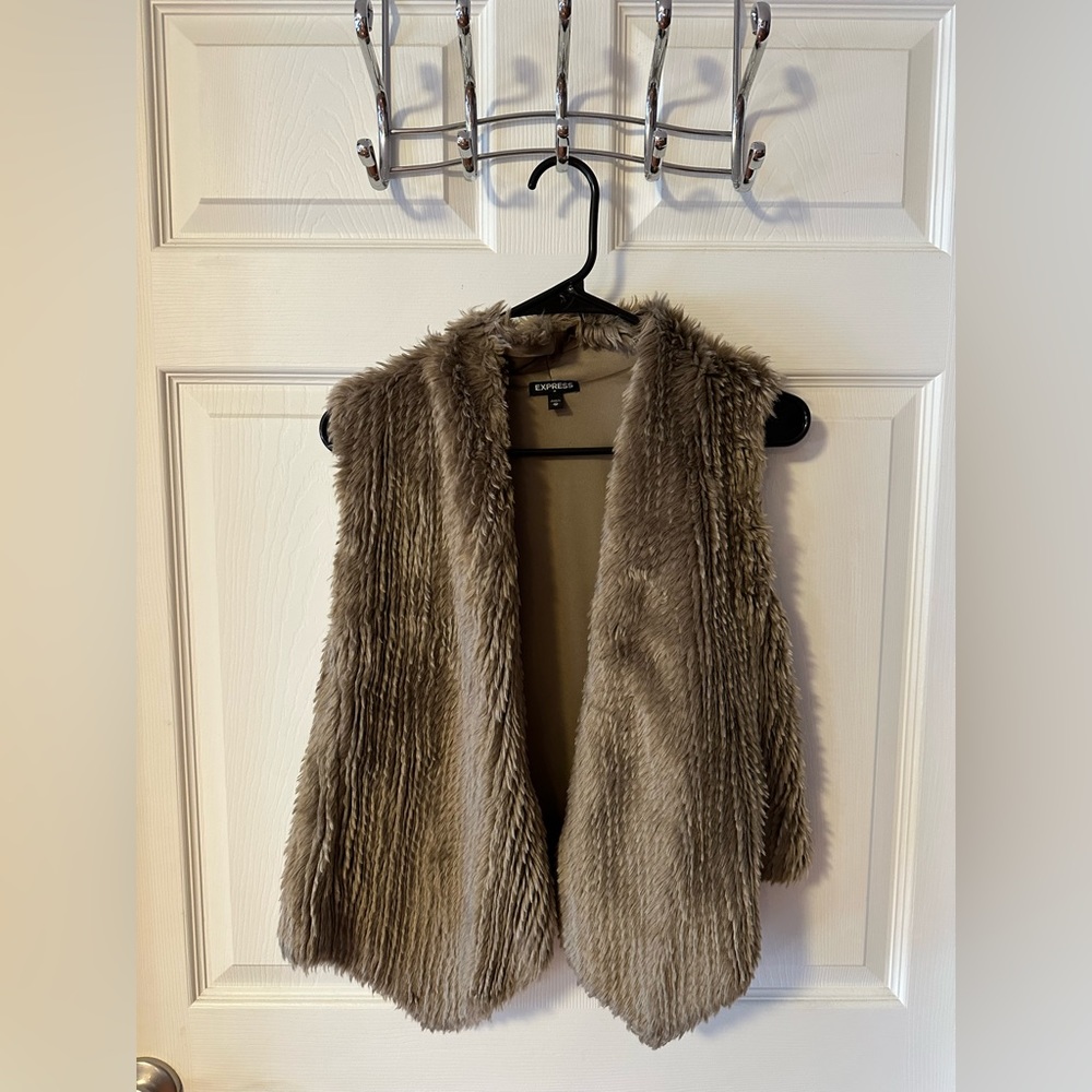 Faux fur vest
